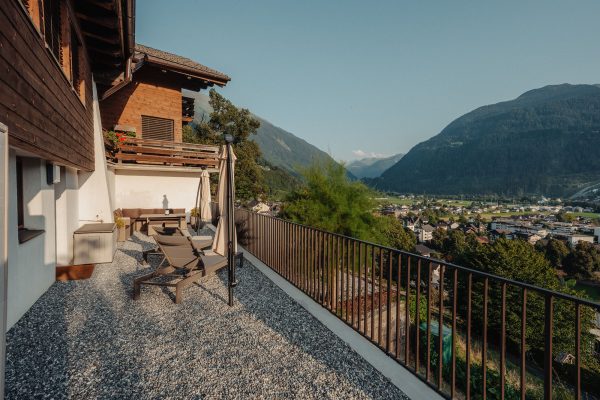 60-Haus-Honold-Schruns-Montafon-Ausblick-Terrasse